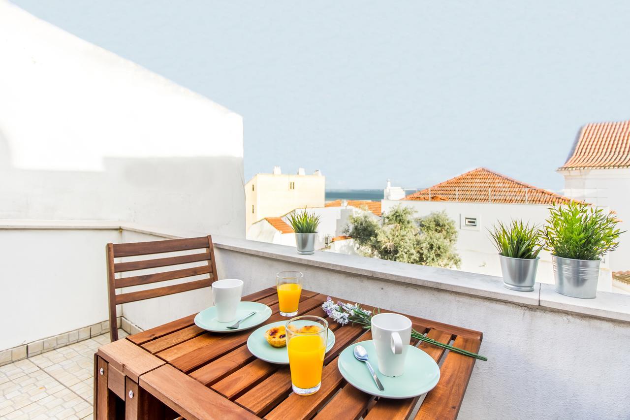 Alfama Lovely Duplex Apartment Lisbon Luaran gambar